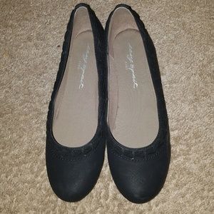 ballet flats